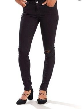Levi’s black 711 skinny distressed jeans size 28 - stretch